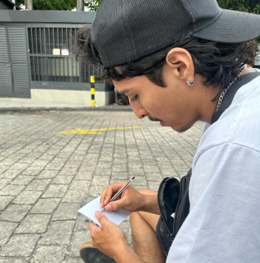 Fotografia enviada para o perfil de Luis